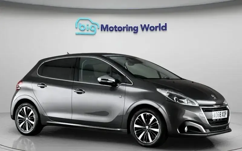 Used Peugeot 208 S 82 HP (60 kW) 2018 Hatchback