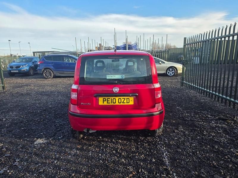 Used Fiat Panda Active 54 HP (39 kW) 2010 Red Hatchback