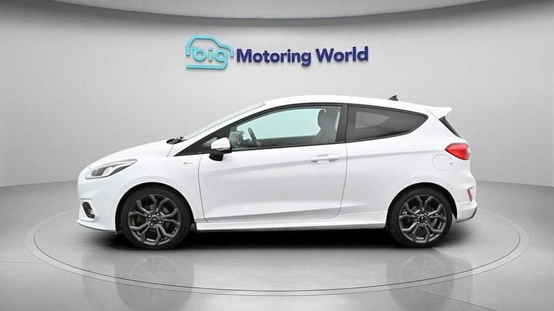 Used Ford Fiesta ST-Line 100 HP (73 kW) 2019 White Hatchback