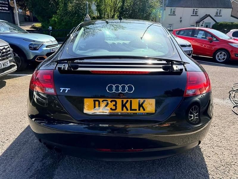 Begagnad Audi TT 200 HK (147 kW) 2009 Svart Sportkupé