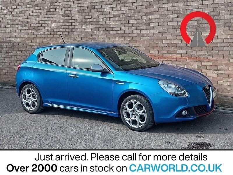 Used Alfa Romeo Giulietta 120 HP (88 kW) 2019 Blue Hatchback
