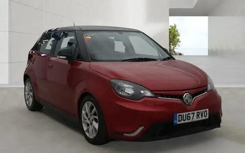 Begagnad MG MG3 106 HK (77 kW) 2018 Halvkombi