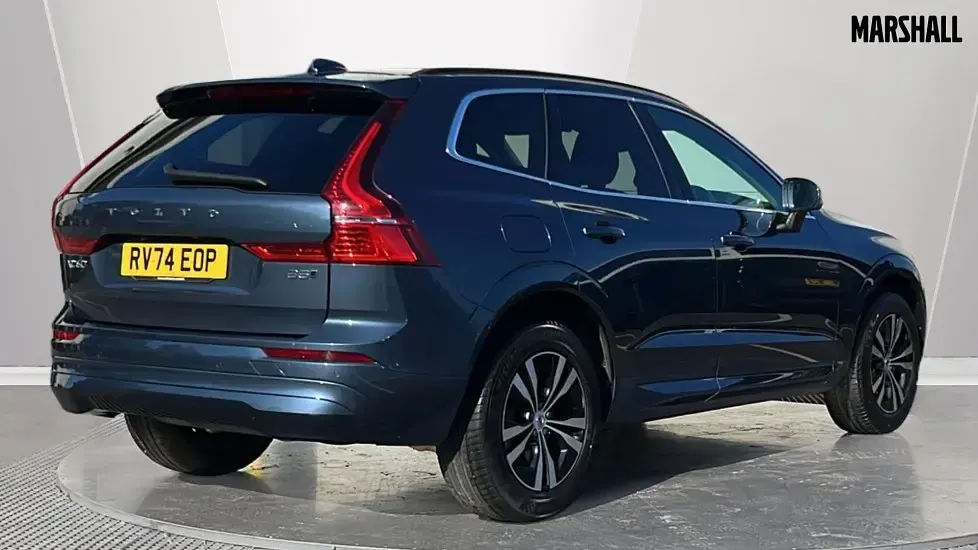 Usado Volvo XC60 Core 250 CV (183 kW) 2024 Azul SUV