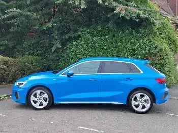 Used Audi A3 e-tron S-Line 204 HP (150 kW) 2022 Blue Hatchback