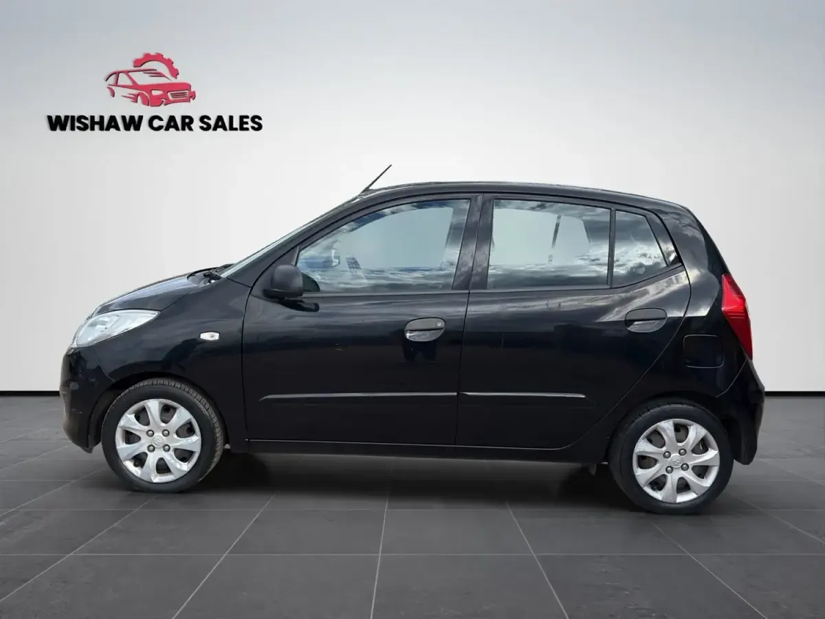Usado Hyundai i10 Classic 2012 Preto Citadino