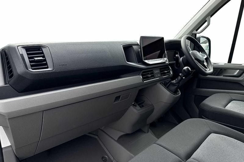 New VW Crafter 140 HP (102 kW) 2025 Silver Van