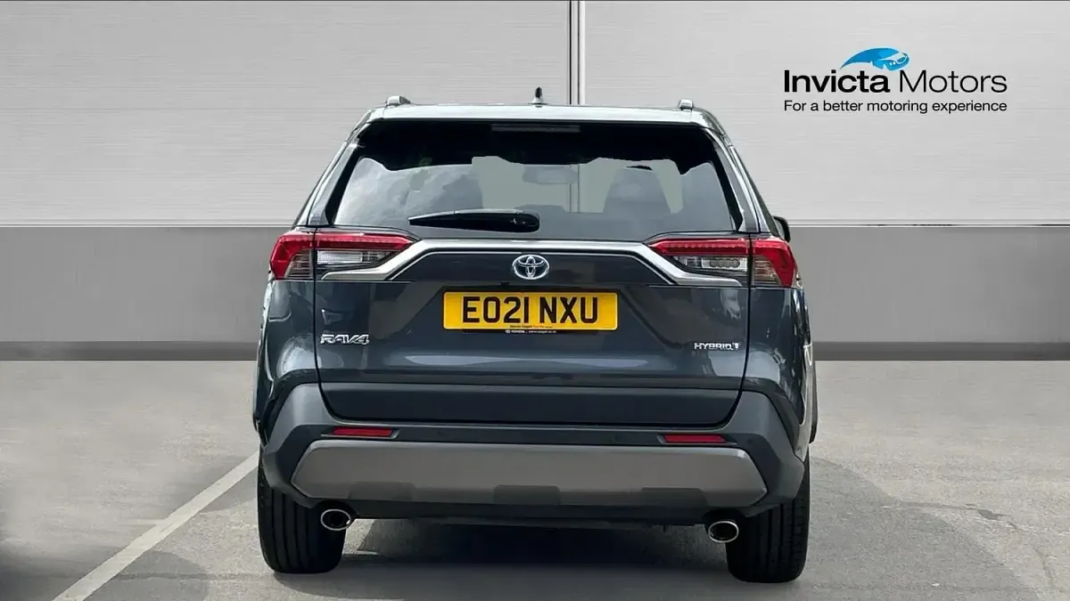 Used Toyota RAV4 218 HP (160 kW) 2021 Grey SUV