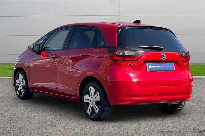 Used Honda Jazz Hybrid 109 HP (80 kW) 2022 Red Hatchback