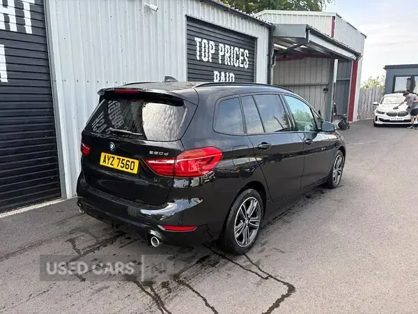 Begagnad BMW 220 Sport Line 2020 Svart Kombi
