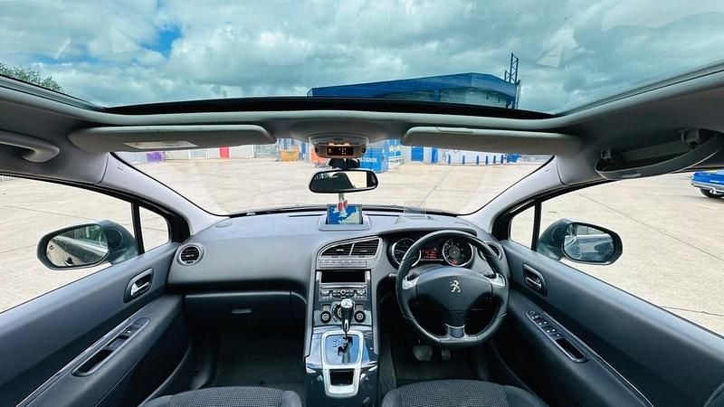 Used Peugeot 5008 Allure 2017 Black MPV