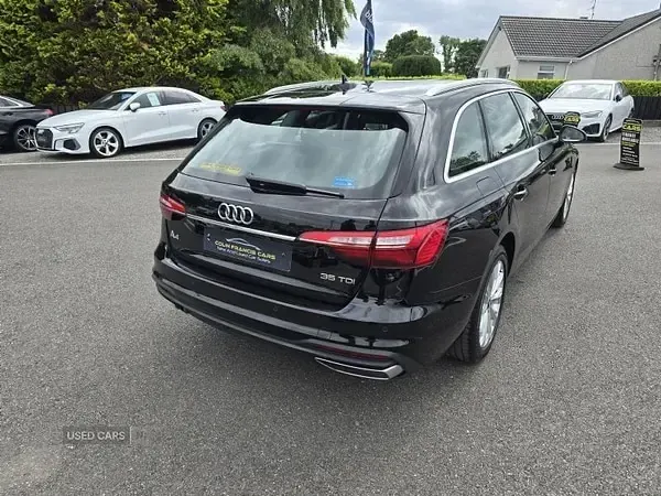 Used Audi A4 Comfort 163 HP (119 kW) 2021 Black Estate