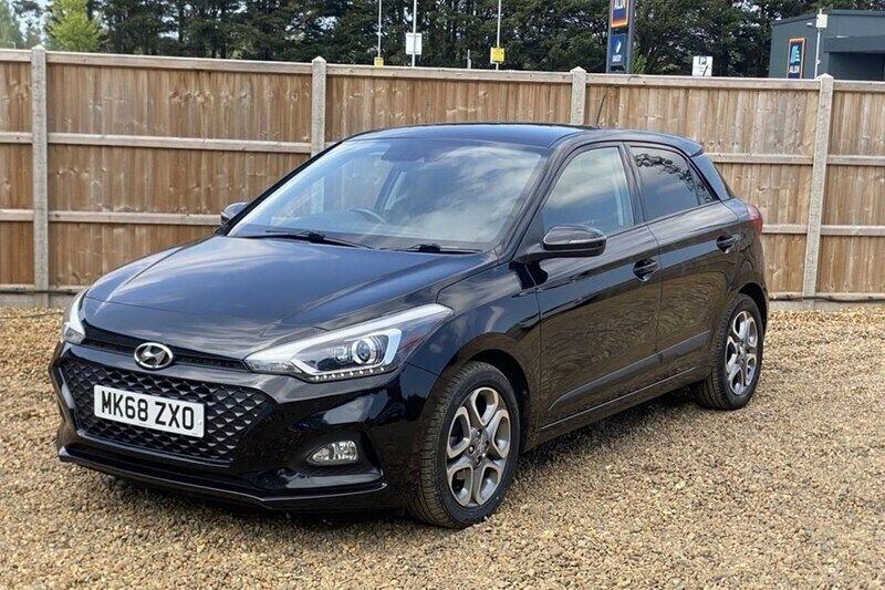 Black Used 2018 Hyundai i20 Premium Hatchback | £8,000 (Fair price) - Image 1/1