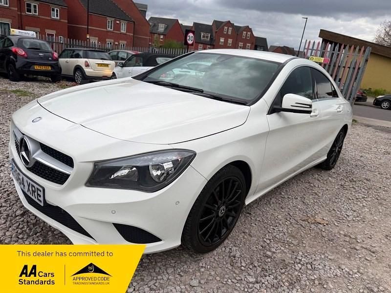 Used Mercedes CLA180 AMG line 122 HP (89 kW) 2014 White Sedan