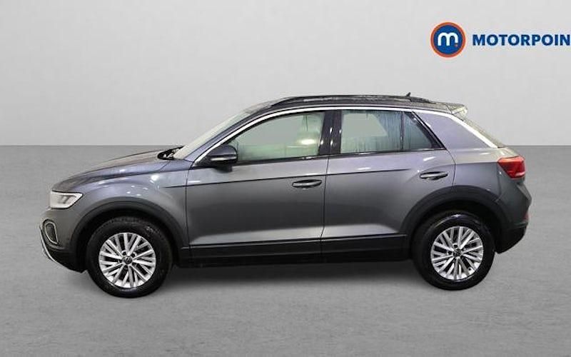 Used VW T-Roc Life 150 HP (110 kW) 2025 SUV