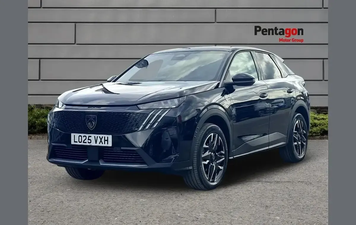 Second-hand Peugeot 3008 GTi 134 CP (98 kW) 2025 Negru SUV