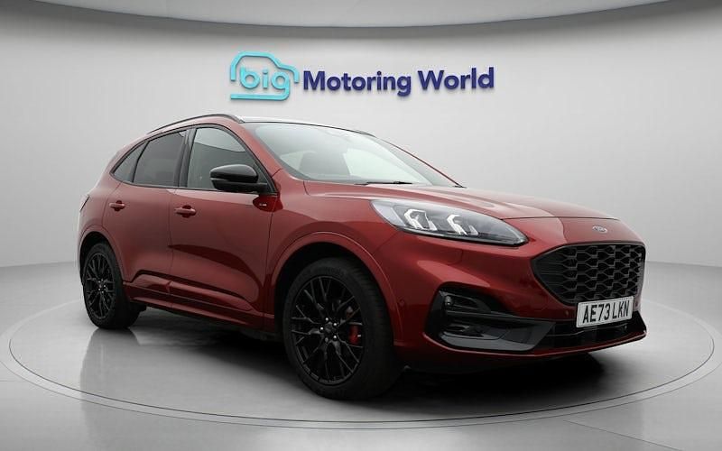 Used Ford Kuga S 225 HP (165 kW) 2023 Red SUV