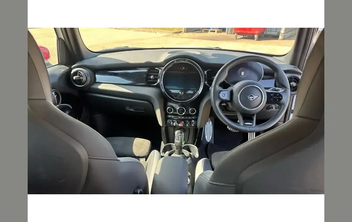 Used Mini Cooper Sport 147 HP (108 kW) 2023 Blue Hatchback