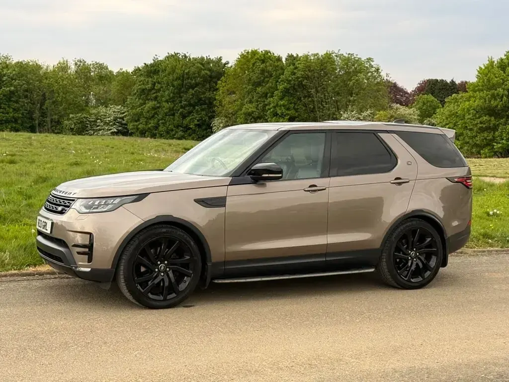 Used Land Rover Discovery HSE 258 HP (189 kW) 2017 Brown SUV