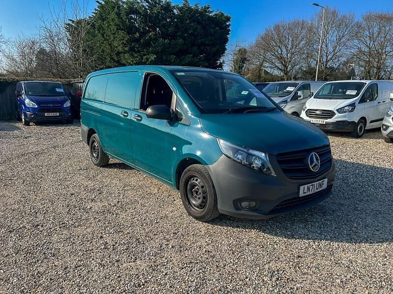 Used Mercedes Vito Progressive 2021 Green Van