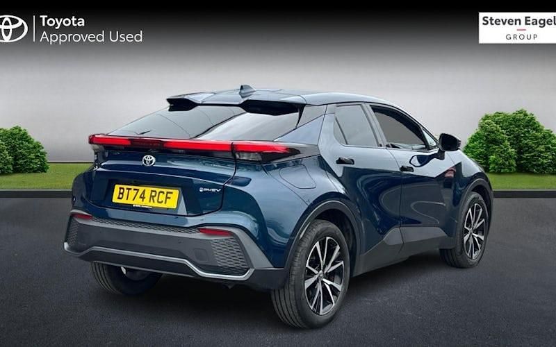 Used Toyota C-HR Design 223 HP (164 kW) 2026 SUV