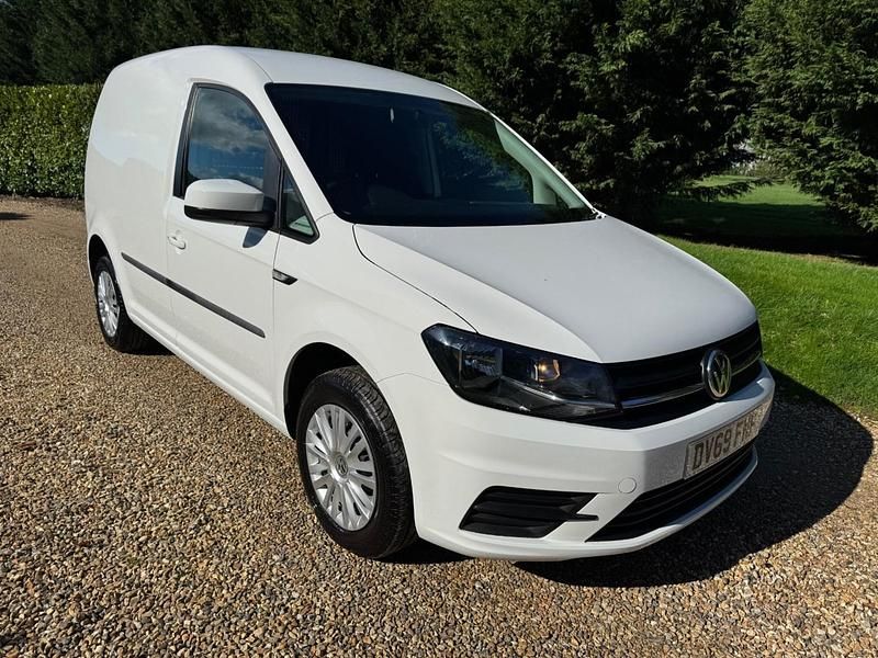 Used VW Caddy Trendline 102 HP (75 kW) 2019 White MPV
