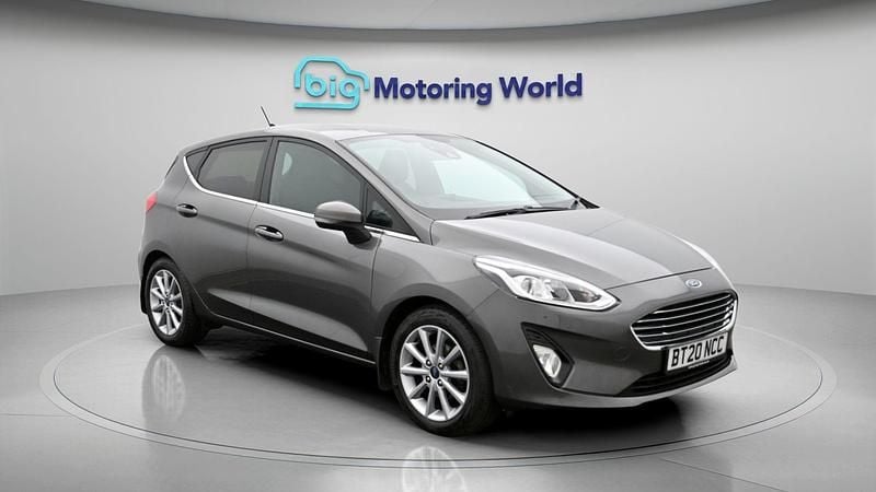Used Ford Fiesta Titanium 95 HP (69 kW) 2020 Grey Hatchback