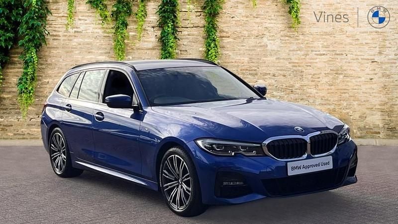 Used BMW 318 M Sport 154 HP (113 kW) 2022 Blue Estate