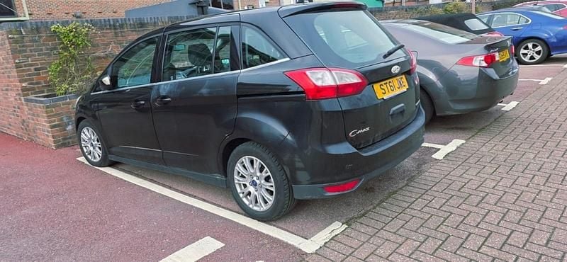 Used Ford Grand C-Max Titanium 140 HP (102 kW) 2012 Black MPV