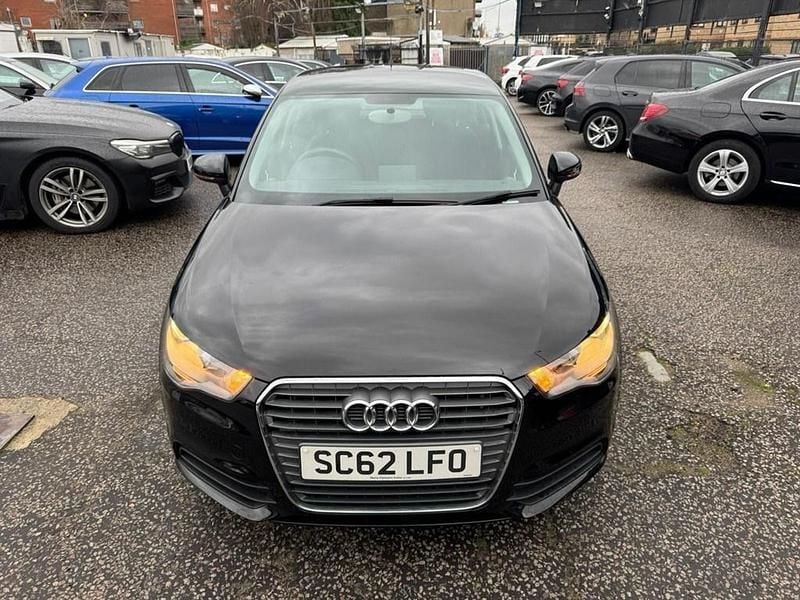 Used Audi A1 Sportback Comfort 86 HP (63 kW) 2013 Black Hatchback