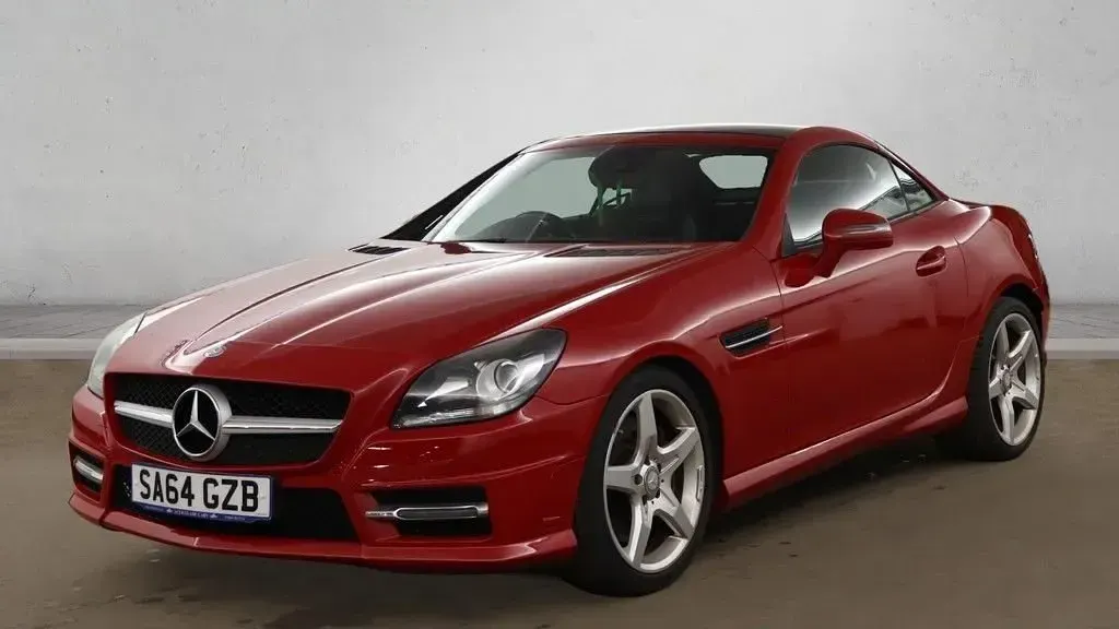 Used Mercedes SLK250 AMG 2014 Red Cabriolet