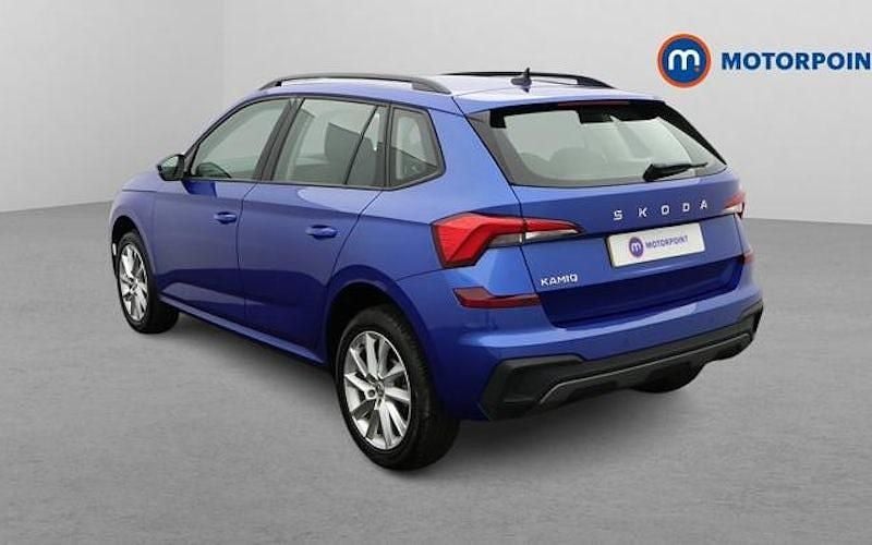 Used Skoda Kamiq SE 95 HP (69 kW) 2024 Blue SUV