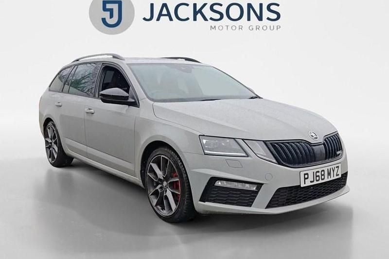 Used Skoda Octavia vRS 245 HP (180 kW) 2018 Grey Estate