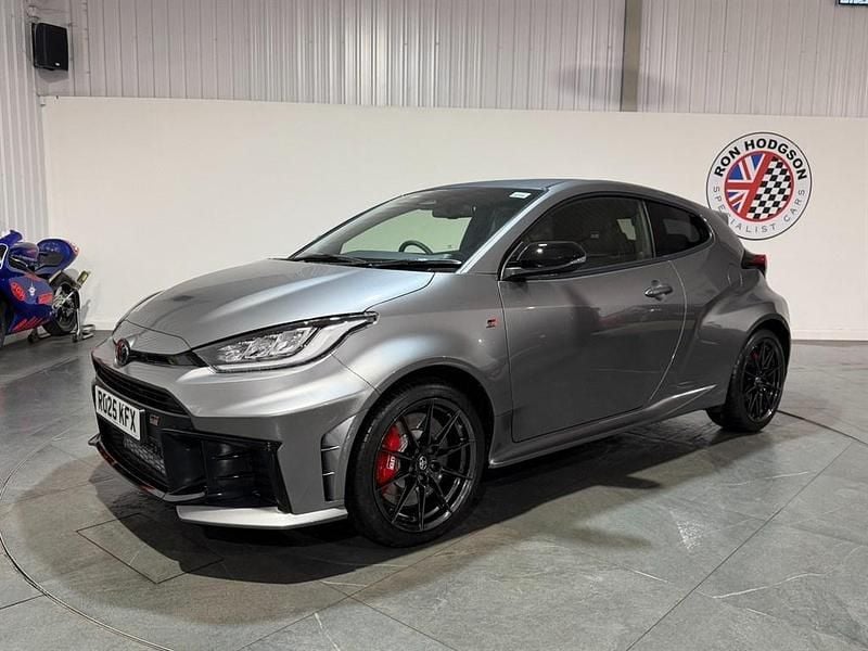 New Toyota Yaris 280 HP (205 kW) 2025 Grey Hatchback