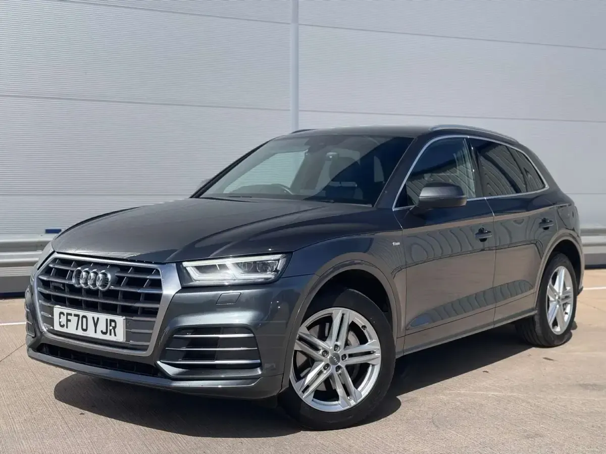 Usado Audi Q5 S-Line 299 HP (219 kW) 2020 Cinzento SUV
