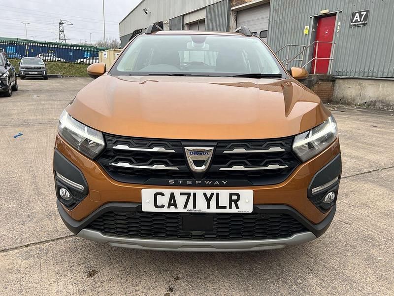 Used Dacia Sandero Prestige 89 HP (65 kW) 2022 Orange