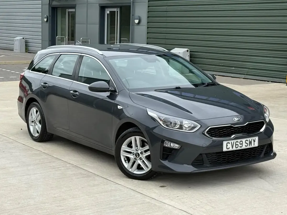 Used Kia Ceed 136 HP (100 kW) 2019 Grey Hatchback