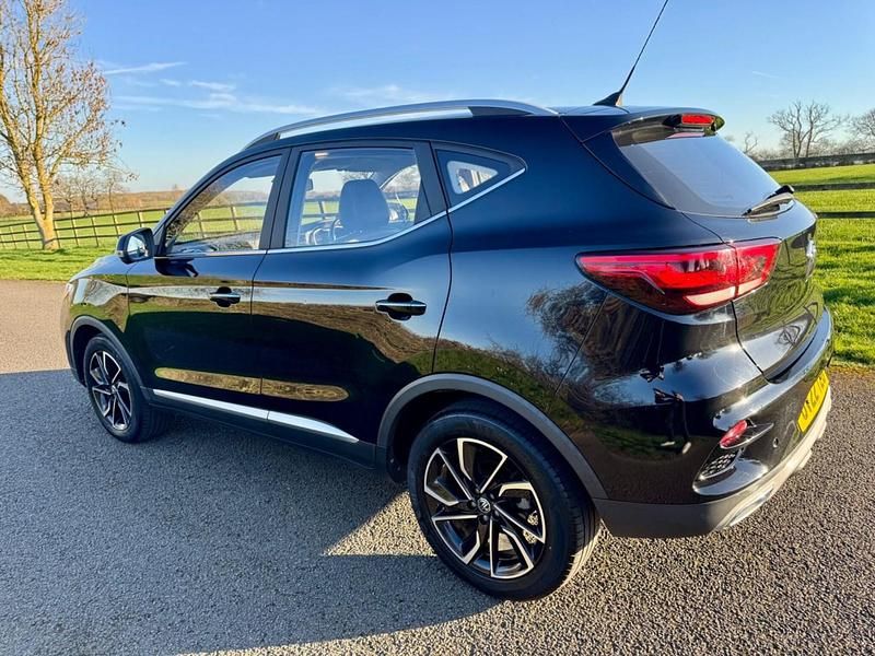 Used MG ZS Exclusive 106 HP (77 kW) 2022 Black SUV