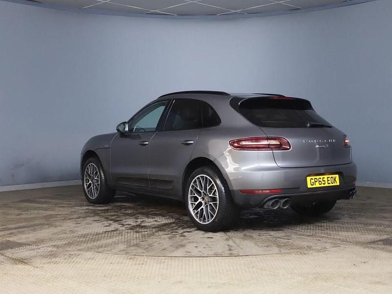 Used Porsche Macan 258 HP (189 kW) 2020 Grey SUV