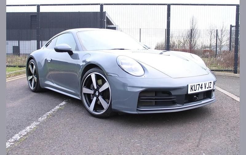 Used Porsche 911 389 HP (286 kW) 2024 Grey Coupe