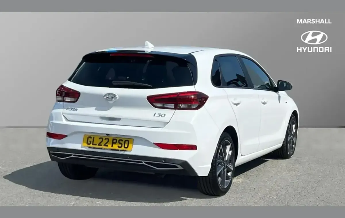 Used Hyundai i30 Premium 120 HP (88 kW) 2022 White Hatchback