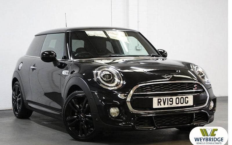 Begagnad Mini Cooper S Hatch 192 HK (141 kW) 2020 Halvkombi