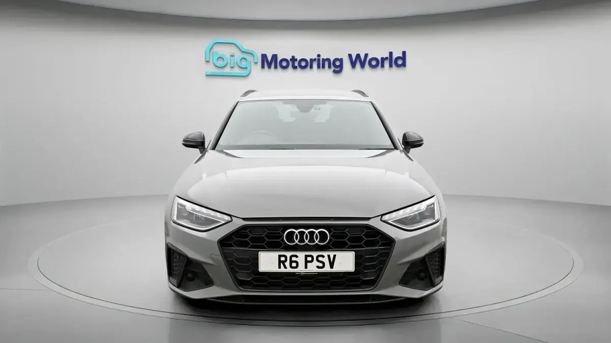 Used Audi A4 Black Edition 148 HP (108 kW) 2021 Grey Estate