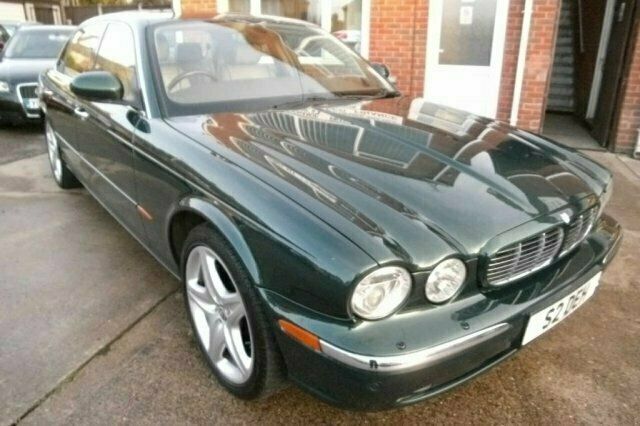 Used Jaguar XJ8 300 HP (220 kW) 2005 Sedan