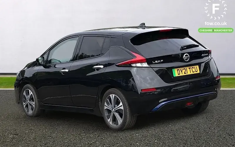 Usado Nissan Leaf N-Connecta 110 kW (150 HP) 2021 Preto Citadino
