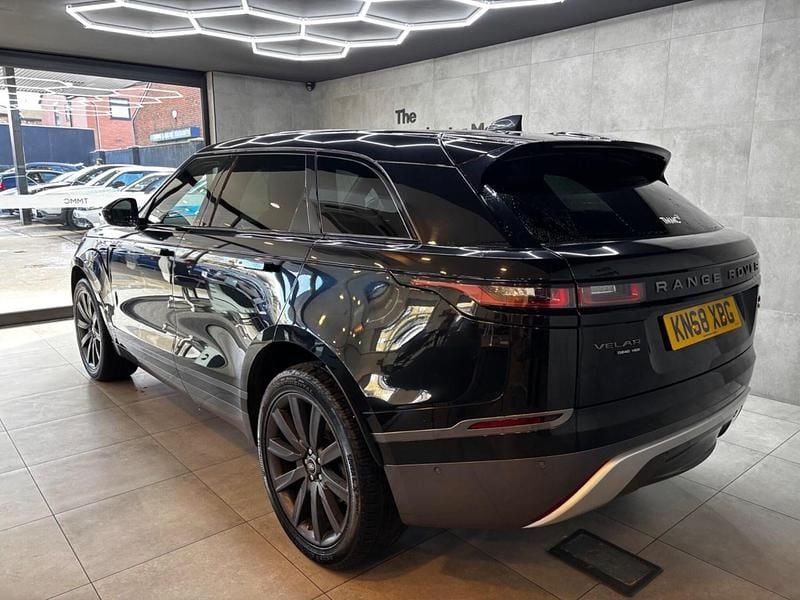 Used Land Rover Range Rover Velar HSE Dynamic 240 HP (176 kW) 2018 Black SUV