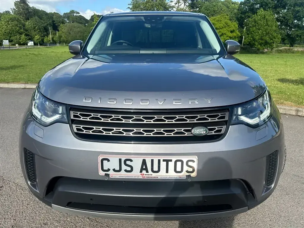 Used Land Rover Discovery SE 2019 Grey SUV