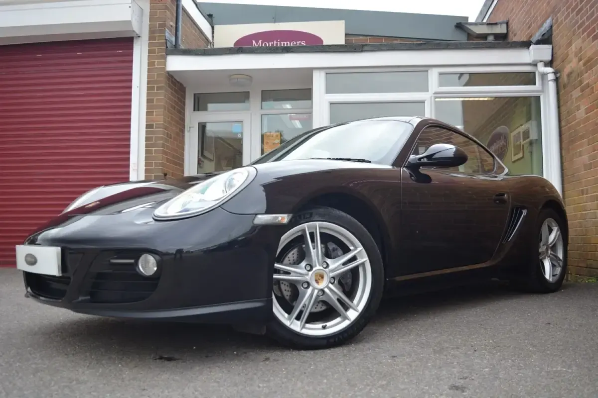Usado Porsche Cayman 265 HP (194 kW) 2012 Preto Coupé