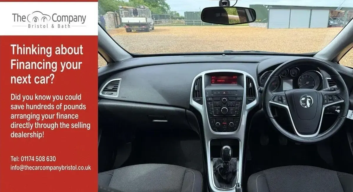 Used Vauxhall Astra SRi 2013 Silver Estate
