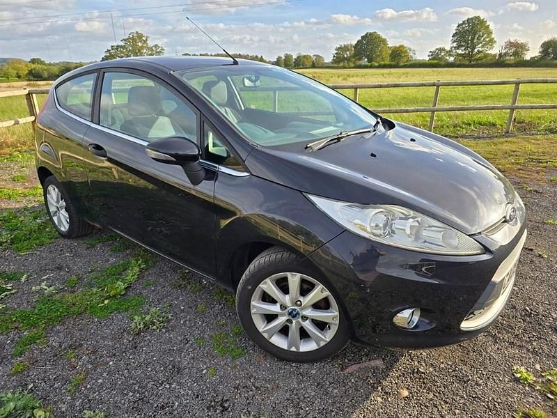 Black Used 2009 Ford Fiesta Zetec Hatchback | £2,250 (Super price) - Image 1/4