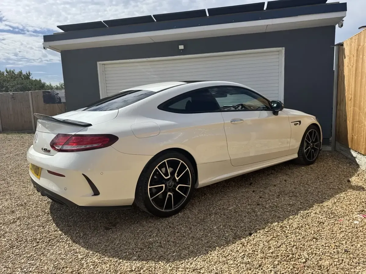 Used Mercedes C43 AMG AMG 362 HP (266 kW) 2017 White Coupe
